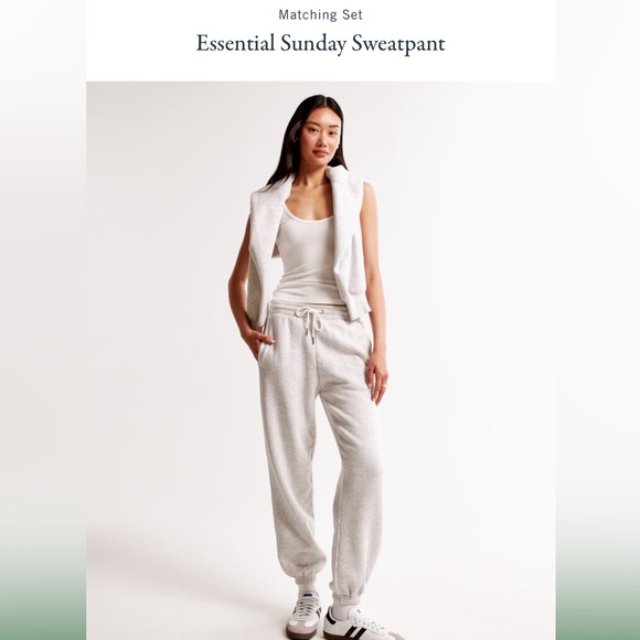 Abercrombie & Fitch Pants - *MATCHING SET HOODIE + PANTS* Abercrombie Sunday tracksuit - cream/ beige M